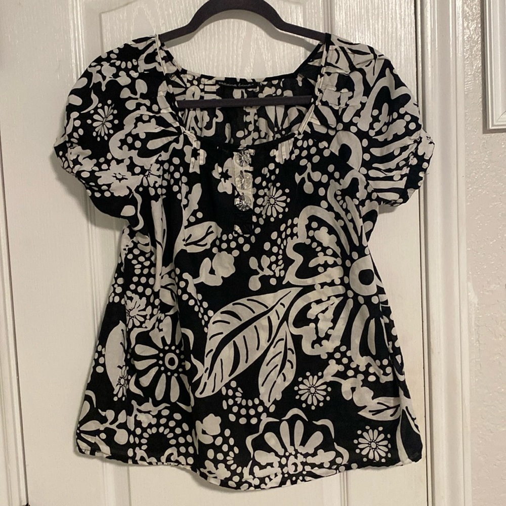 Marina Luna black and white blouse